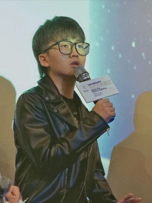 王博倫(導演) 王博倫(導演)
