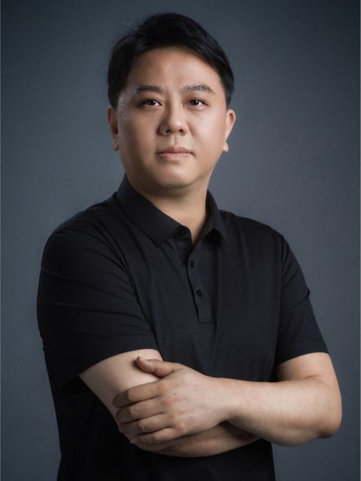許寧(第十四屆全國政協委員,中國歌劇舞劇院副院長) 許寧(第十四屆全國政協委員,中國歌劇舞劇院副院長)