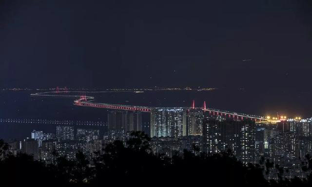 港珠澳大橋都市夜景