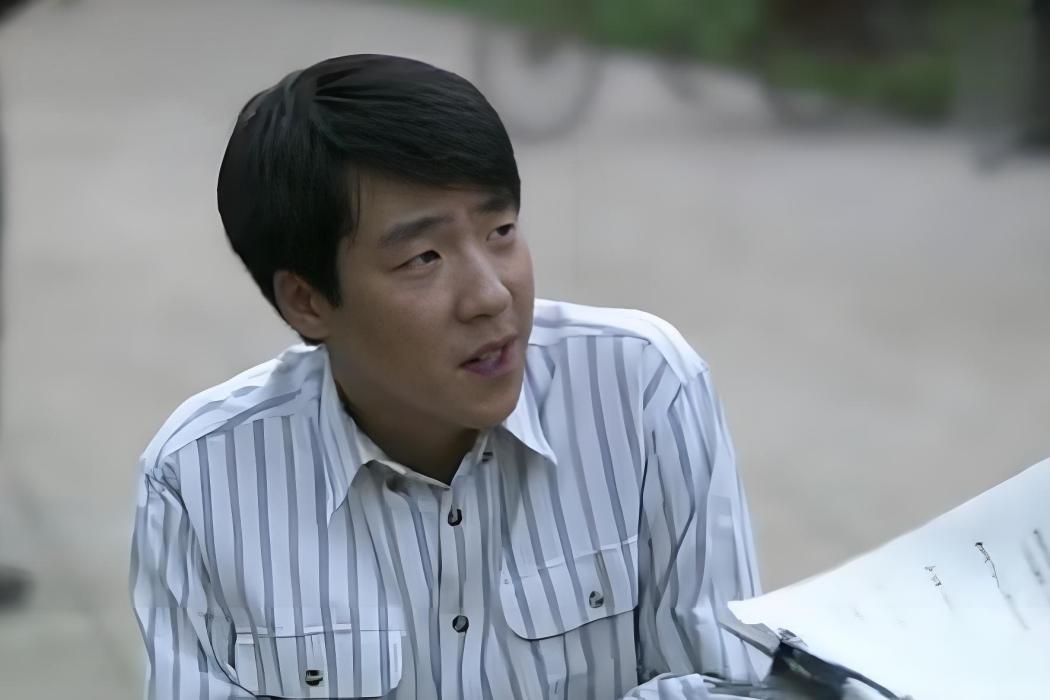 梁凡(情感家庭劇《風車》中由吳曉亮飾演的角色,梁塵的弟弟) 梁凡(情感家庭劇《風車》中由吳曉亮飾演的角色,梁塵的弟弟)