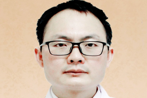 陳鴻(長征微創外科醫院醫生) 陳鴻(長征微創外科醫院醫生)