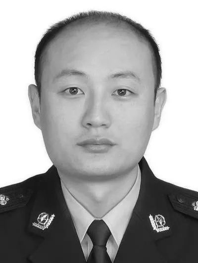 王勉(福建省莆田市公安局北岸分局原黨委書記、局長) 王勉(福建省莆田市公安局北岸分局原黨委書記、局長)