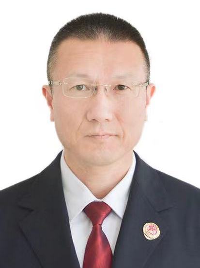 丁敏(遼寧省錦州市義縣人民檢察院黨組書記、檢察長、一級檢察官) 丁敏(遼寧省錦州市義縣人民檢察院黨組書記、檢察長、一級檢察官)
