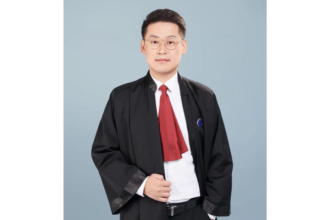 張起飛 張起飛