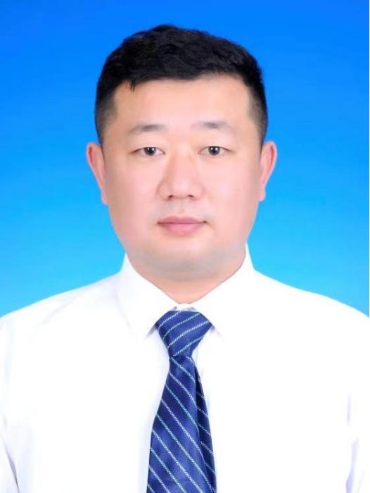 馬超(吳忠市工業和信息化局黨組成員、副局長) 馬超(吳忠市工業和信息化局黨組成員、副局長)
