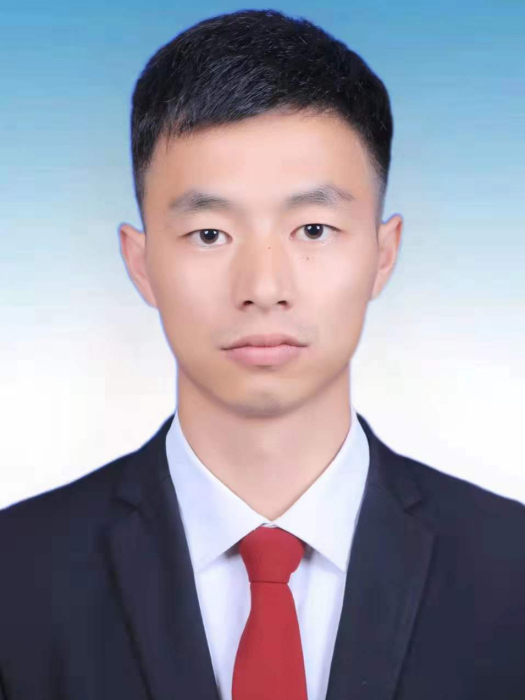 何林(雲南省保山市騰衝市明光鎮黨委副書記) 何林(雲南省保山市騰衝市明光鎮黨委副書記)