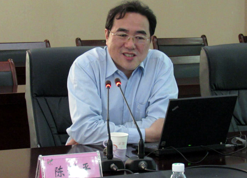 陳劍平(工程院院士、寧波大學植物病毒學研究所所長)