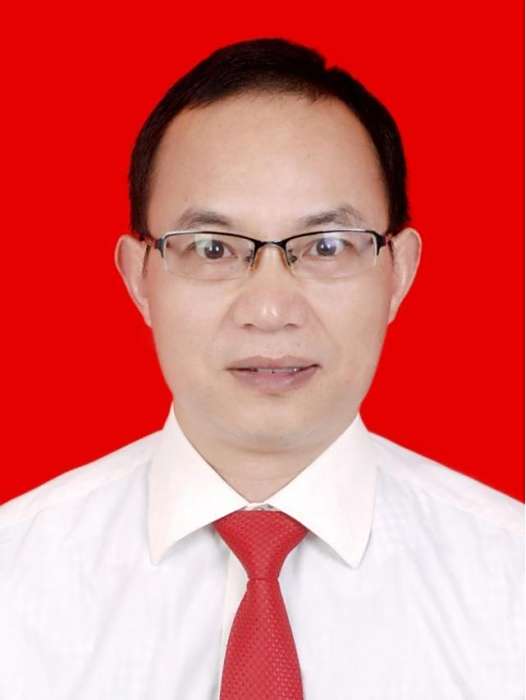 陳樂德(江西省吉安市峽江縣行政服務中心管委會副主任科員) 陳樂德(江西省吉安市峽江縣行政服務中心管委會副主任科員)