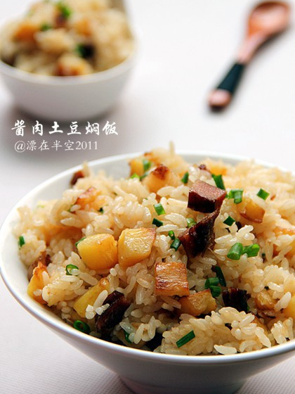 醬肉土豆燜飯 醬肉土豆燜飯