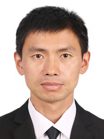郭傑(山東省菏澤市曹縣財政局黨組成員、政府投融資中心主任) 郭傑(山東省菏澤市曹縣財政局黨組成員、政府投融資中心主任)