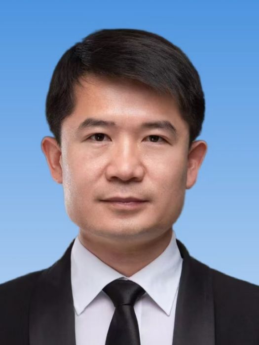 高鵬飛(山東省臨沂市臨沭縣教育科學研究與發展中心副主任) 高鵬飛(山東省臨沂市臨沭縣教育科學研究與發展中心副主任)