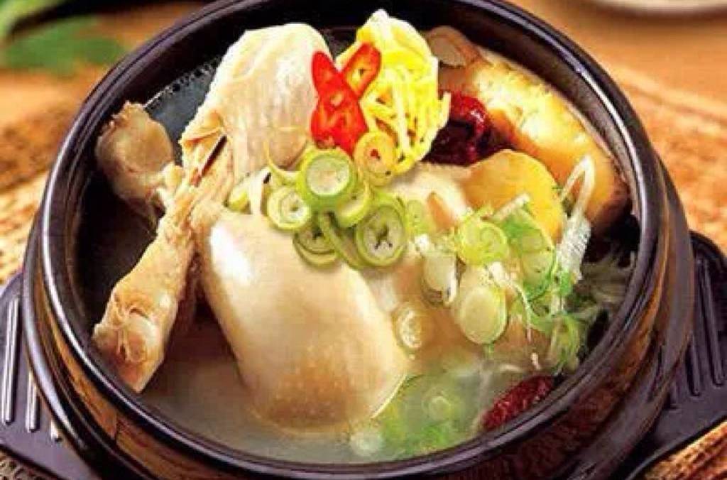 雜菜雞腿湯 雜菜雞腿湯