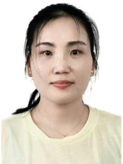 何娟(湖北省恩施土家族苗族自治州建始縣鐵路建設服務中心副主任) 何娟(湖北省恩施土家族苗族自治州建始縣鐵路建設服務中心副主任)
