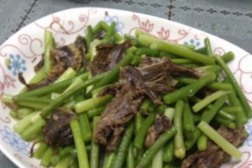 蒜薹狗肉 蒜薹狗肉