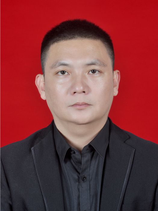 洪濤(鉛山縣天柱山鄉黨委副書記、鄉長) 洪濤(鉛山縣天柱山鄉黨委副書記、鄉長)