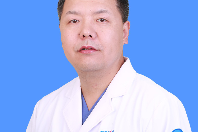 張大勇(銀川德昇泰艾齒口腔醫院執業醫師) 張大勇(銀川德昇泰艾齒口腔醫院執業醫師)
