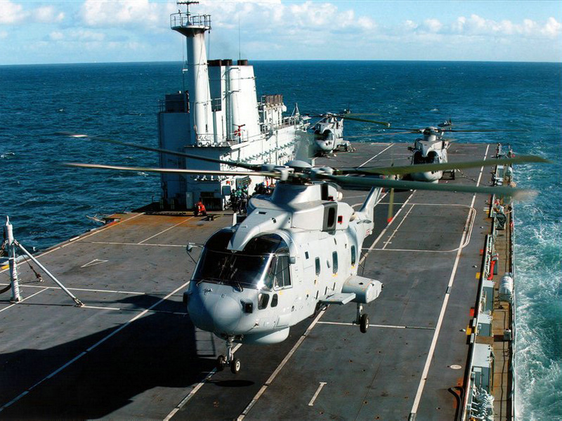 英國皇家海軍EH-10MK1直升機
