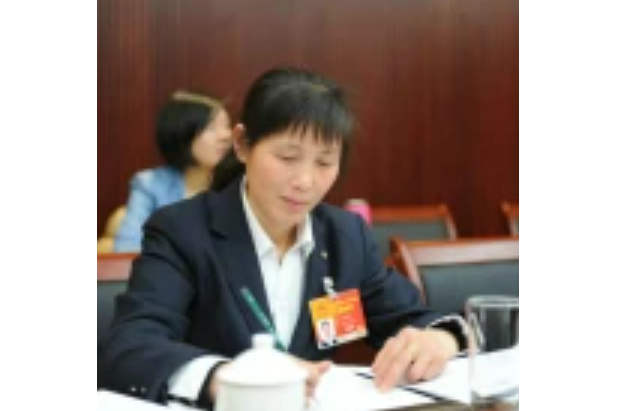 陳臘英(杭州市環境集團物業服務發展分公司保潔員) 陳臘英(杭州市環境集團物業服務發展分公司保潔員)