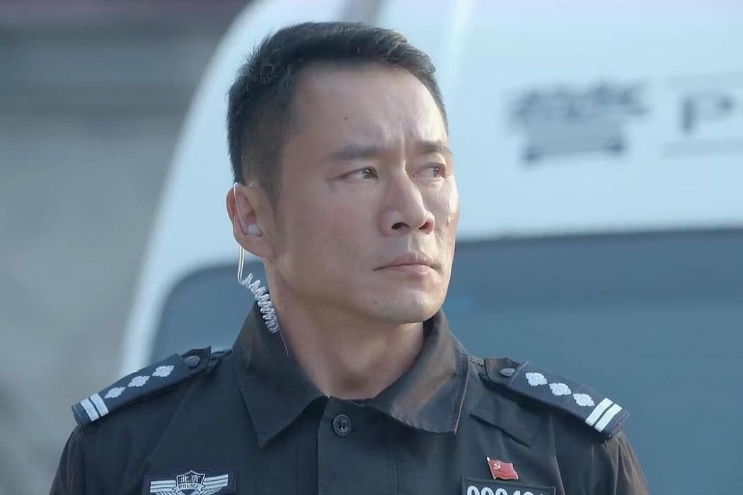唐磊(國產電視劇《警花與警犬》中的警犬隊長) 唐磊(國產電視劇《警花與警犬》中的警犬隊長)