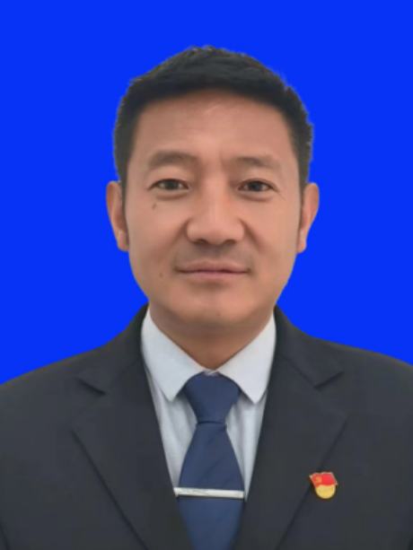 楊寶(四川省甘孜藏族自治州白玉縣行政審批局黨組書記、局長) 楊寶(四川省甘孜藏族自治州白玉縣行政審批局黨組書記、局長)