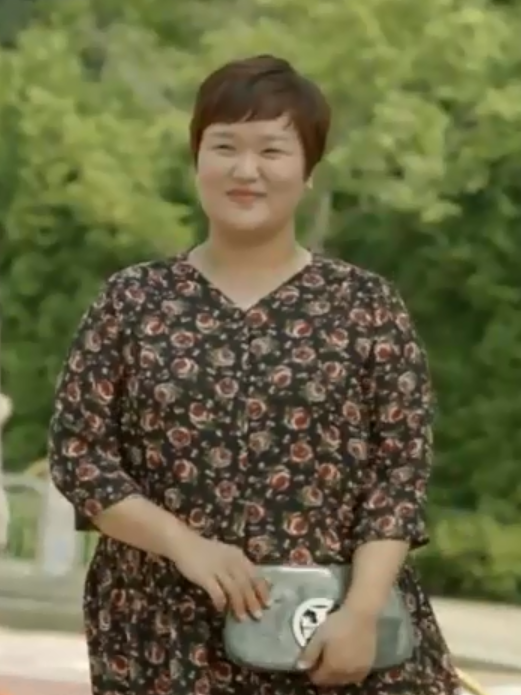 李賢珠(愛情劇《通往機場的路》中的角色) 李賢珠(愛情劇《通往機場的路》中的角色)
