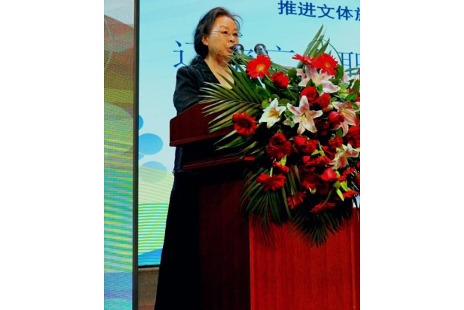 劉鳳娟(遼寧廣告職業學院常務院長) 劉鳳娟(遼寧廣告職業學院常務院長)