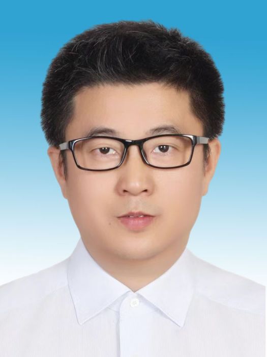 劉欣(四川省紀委監委駐經濟和信息化廳紀檢監察組組長、黨組成員、二級高級監察官) 劉欣(四川省紀委監委駐經濟和信息化廳紀檢監察組組長、黨組成員、二級高級監察官)