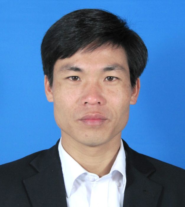 朱東林(博白縣菱角鎮副鎮長) 朱東林(博白縣菱角鎮副鎮長)