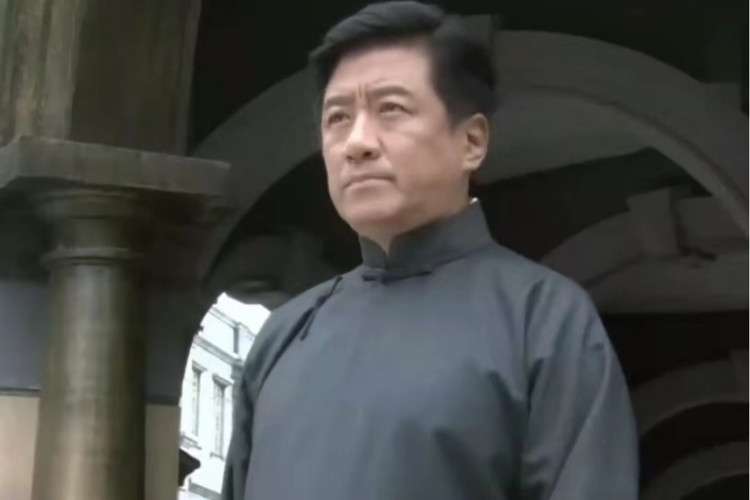 楊雲軒(電視劇《冷風暴》中的角色) 楊雲軒(電視劇《冷風暴》中的角色)