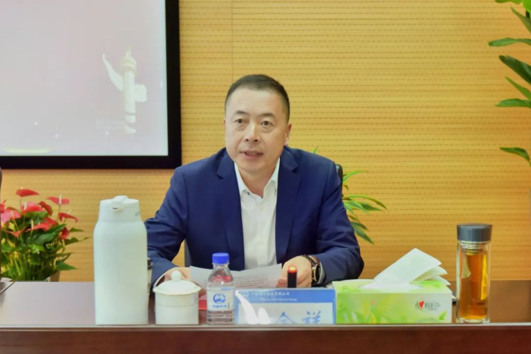 趙金祥(中鐵國際集團有限公司黨委副書記、董事) 趙金祥(中鐵國際集團有限公司黨委副書記、董事)