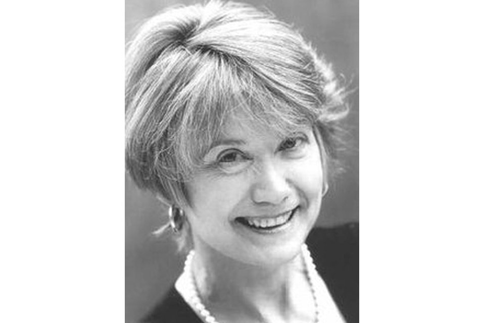 Lesley Staples Lesley Staples