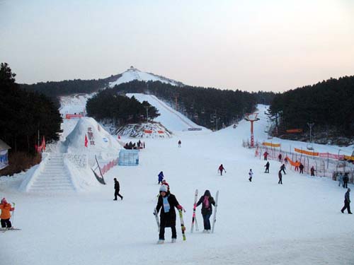 白清寨滑雪場