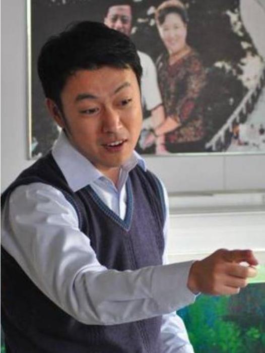 黃成(《深白·再婚進行時》中的角色) 黃成(《深白·再婚進行時》中的角色)