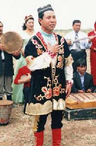 維吾爾族服飾