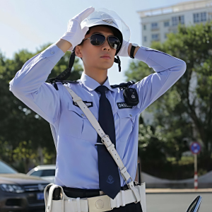 李智 李智