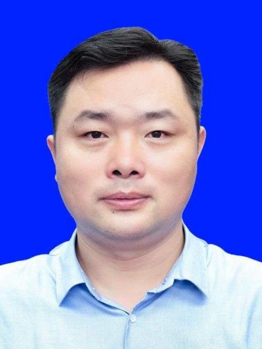 劉小平(南京市浦口區委常委,區政府常務副區長、黨組副書記) 劉小平(南京市浦口區委常委,區政府常務副區長、黨組副書記)