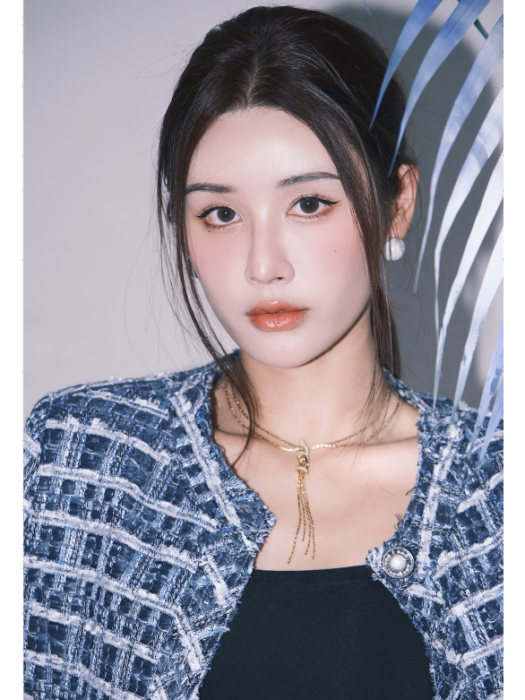 周佳汝 周佳汝