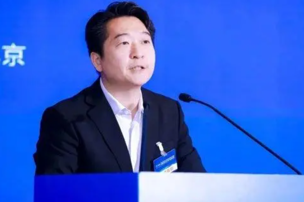 徐峰(中國民生銀行戰略客戶部總經理) 徐峰(中國民生銀行戰略客戶部總經理)