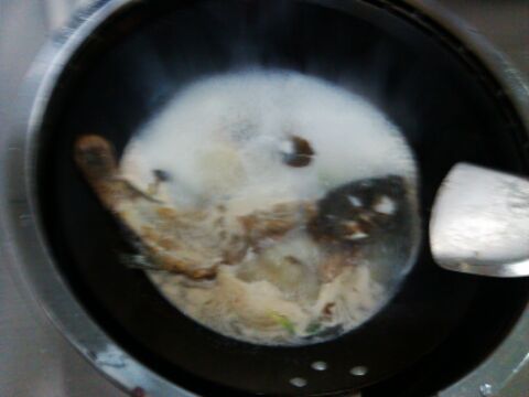 水煮活青石斑魚