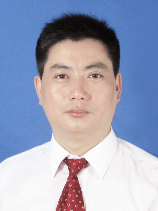 張榮東 張榮東