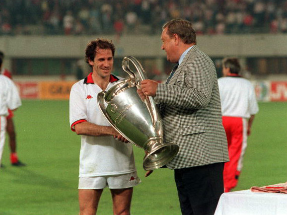 1990年蟬聯歐洲冠軍杯冠軍