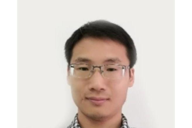 陳志傑(清華大學丘成桐數學科學中心副教授) 陳志傑(清華大學丘成桐數學科學中心副教授)
