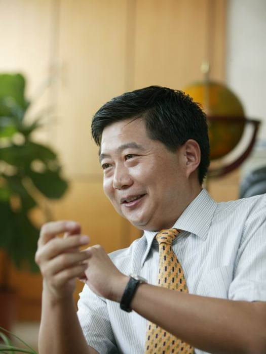 李茂年(濟南華聯商廈集團股份有限公司董事長) 李茂年(濟南華聯商廈集團股份有限公司董事長)