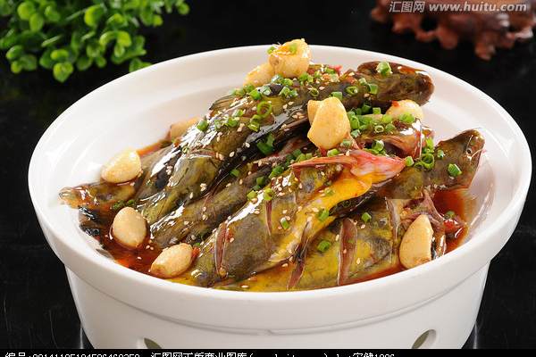 蒜子燒黃魚 蒜子燒黃魚