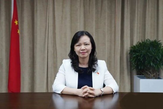 蔡瑩瑩(農業銀行深圳分行總監) 蔡瑩瑩(農業銀行深圳分行總監)