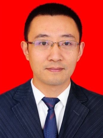 黃倫(三台縣科技和工業信息化局黨組書記、局長) 黃倫(三台縣科技和工業信息化局黨組書記、局長)