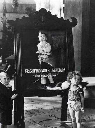 秀蘭·鄧波兒(Shirley Temple) 秀蘭·鄧波兒(Shirley Temple)