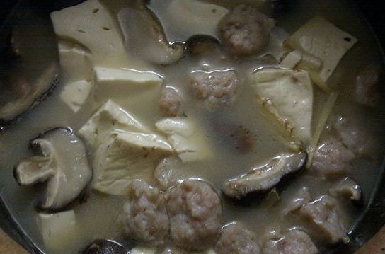 豆腐冬菇煲 豆腐冬菇煲