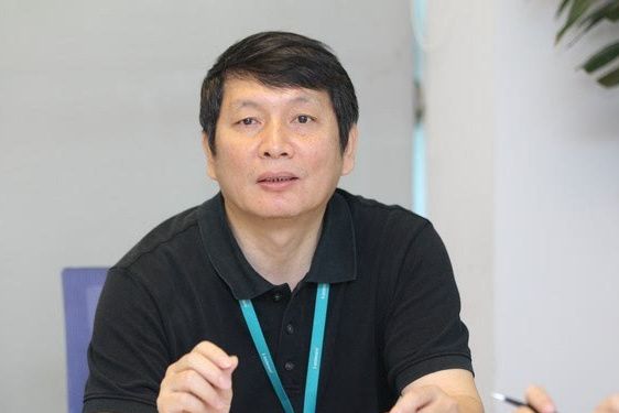 曾明(新東方線上技術總監) 曾明(新東方線上技術總監)
