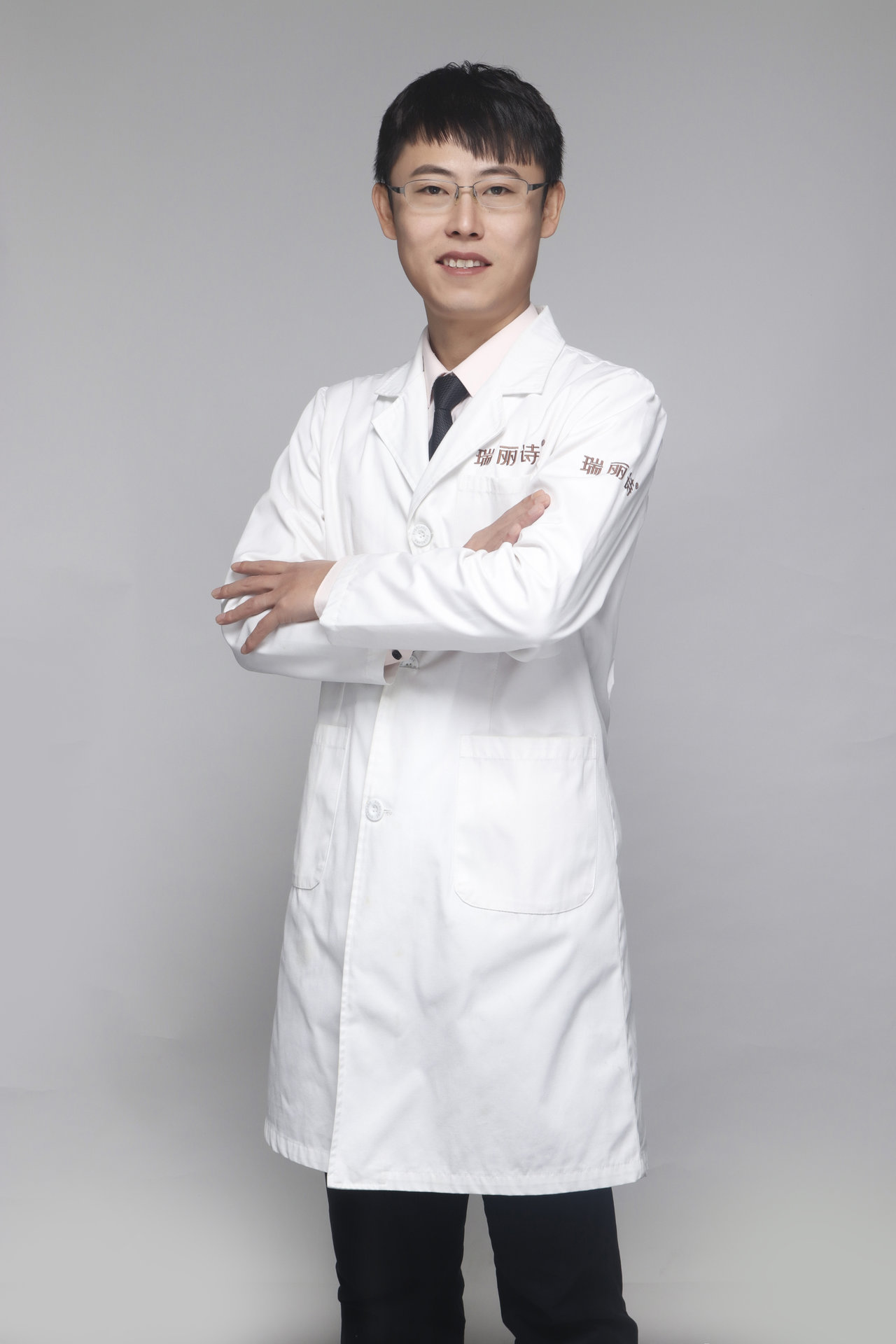 王禹(植髮醫生)